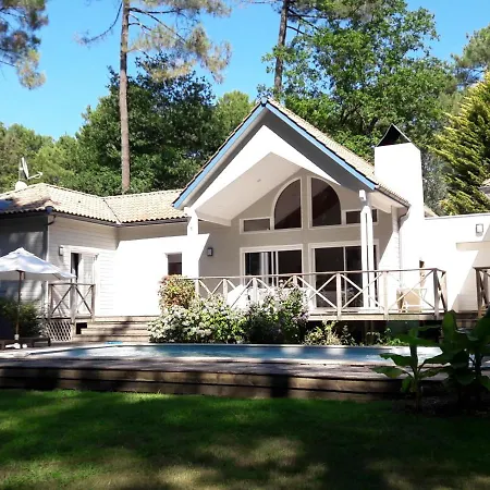 Avec Piscine Privee, Jardin Cloture Et Wifi A - Ideale Pour 6 Personnes - Fr-1-521-192 Biscarrosse